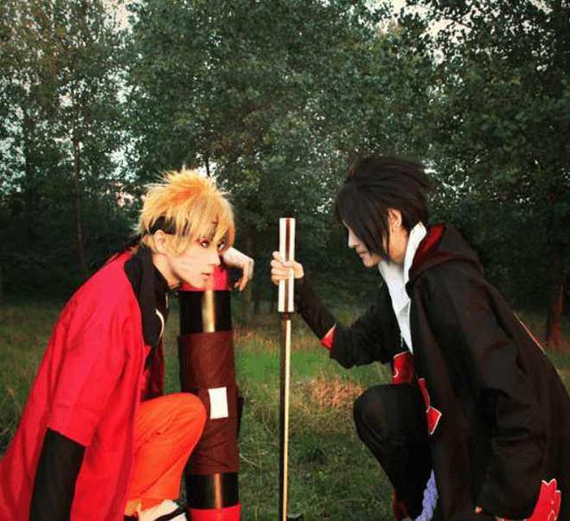 火影忍者cosplay，我就服你，真是一招漂亮的过肩摔！