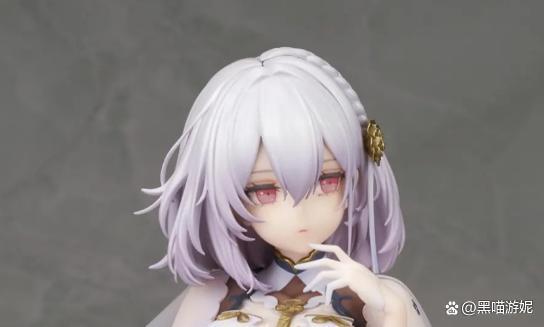 碧蓝航线突然爆火的天狼星旗袍手办因为自带开盖属性而疯狂涨价