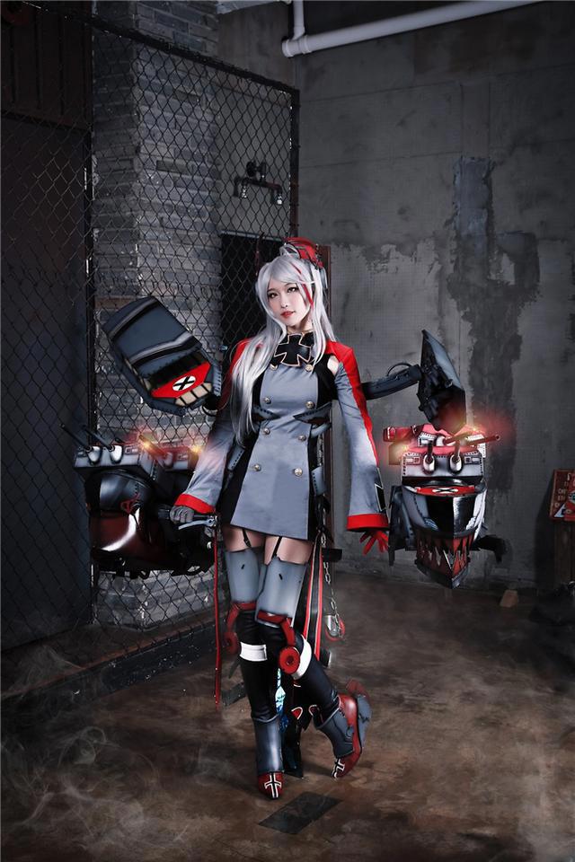 你的舰娘老婆！韩国美女Cos《碧蓝航线》欧根亲王