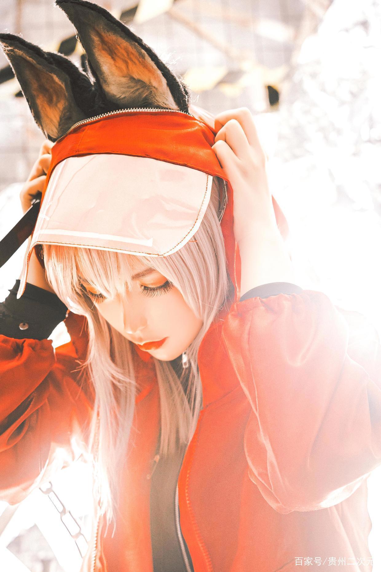 《明日方舟》红cosplay