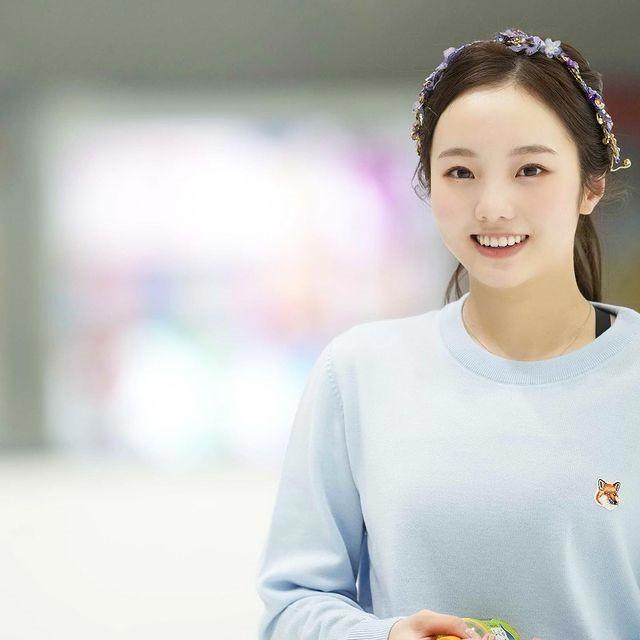 日本花滑选手本田真凛COS蝴蝶忍甜美颜值走红网络