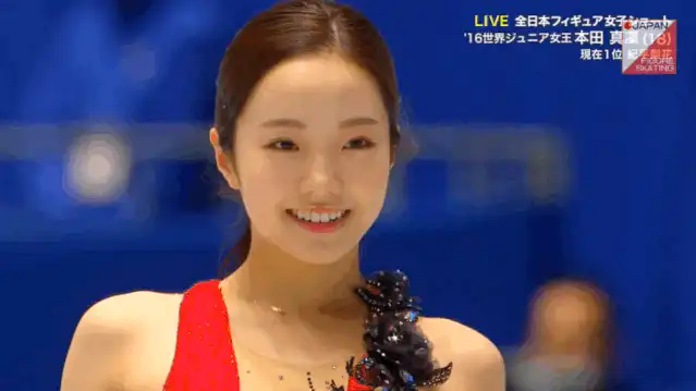 日本花滑选手本田真凛COS蝴蝶忍甜美颜值走红网络
