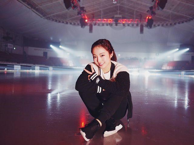 日本花滑选手本田真凛COS蝴蝶忍甜美颜值走红网络